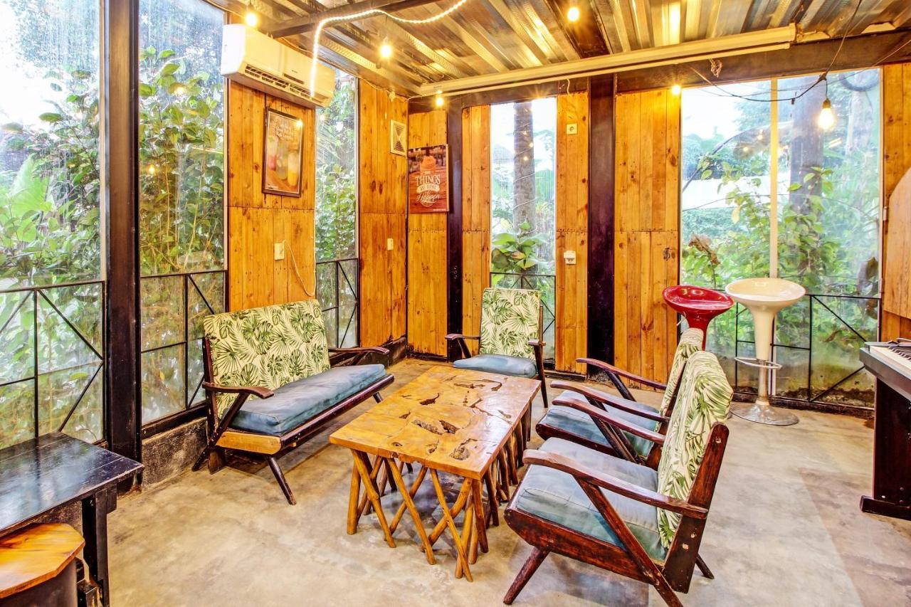 Oyo 92256 Sentosa Residence Джокьякарта Экстерьер фото