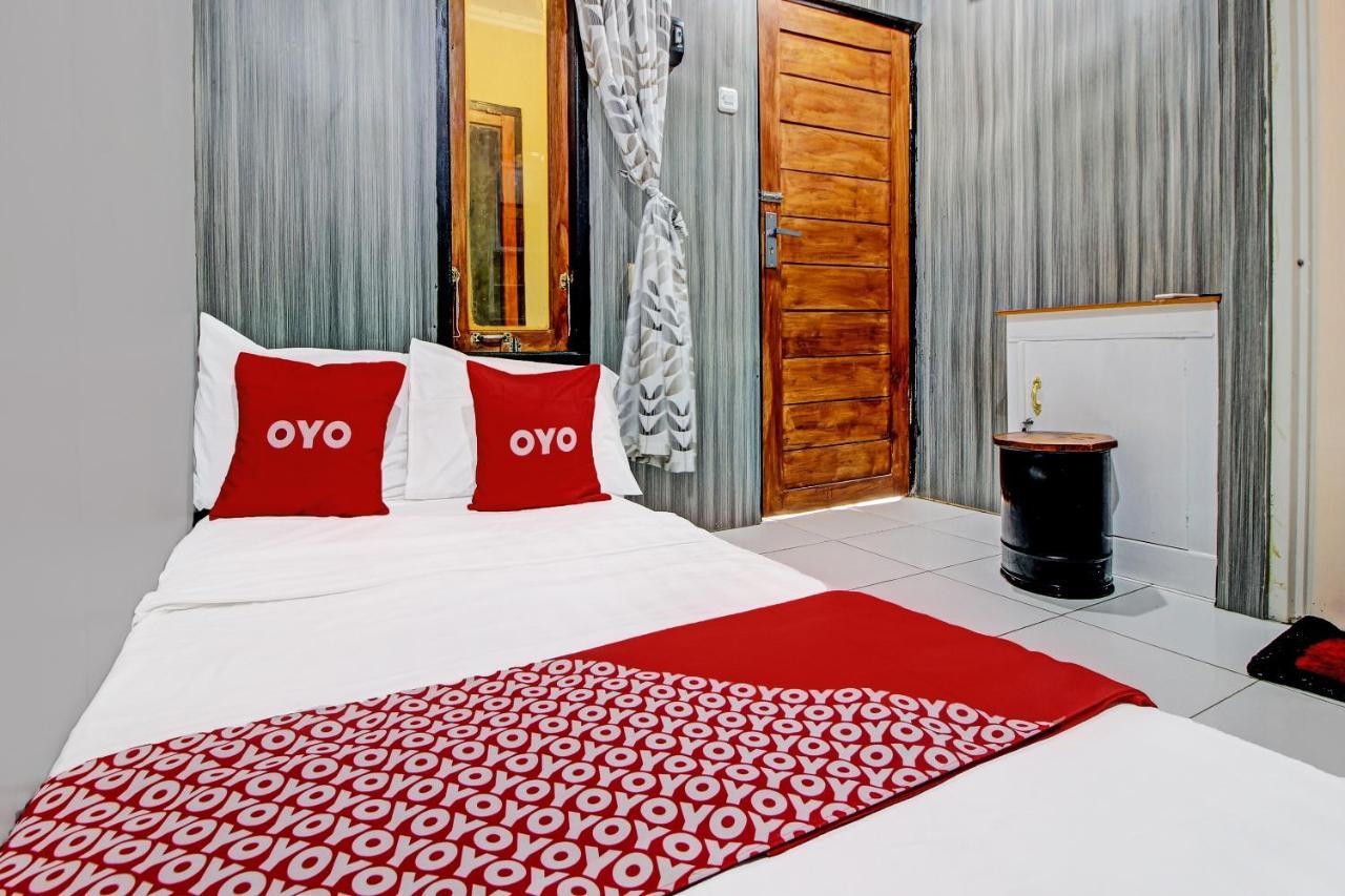 Oyo 92256 Sentosa Residence Джокьякарта Экстерьер фото