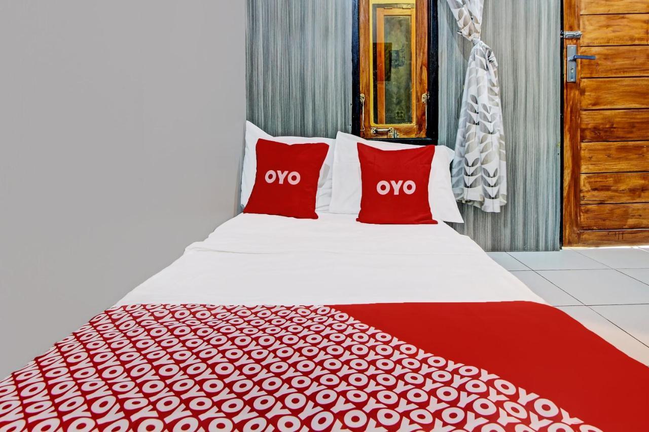 Oyo 92256 Sentosa Residence Джокьякарта Экстерьер фото